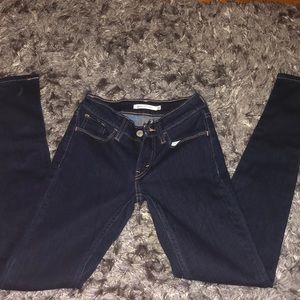 535 Levi super skinny